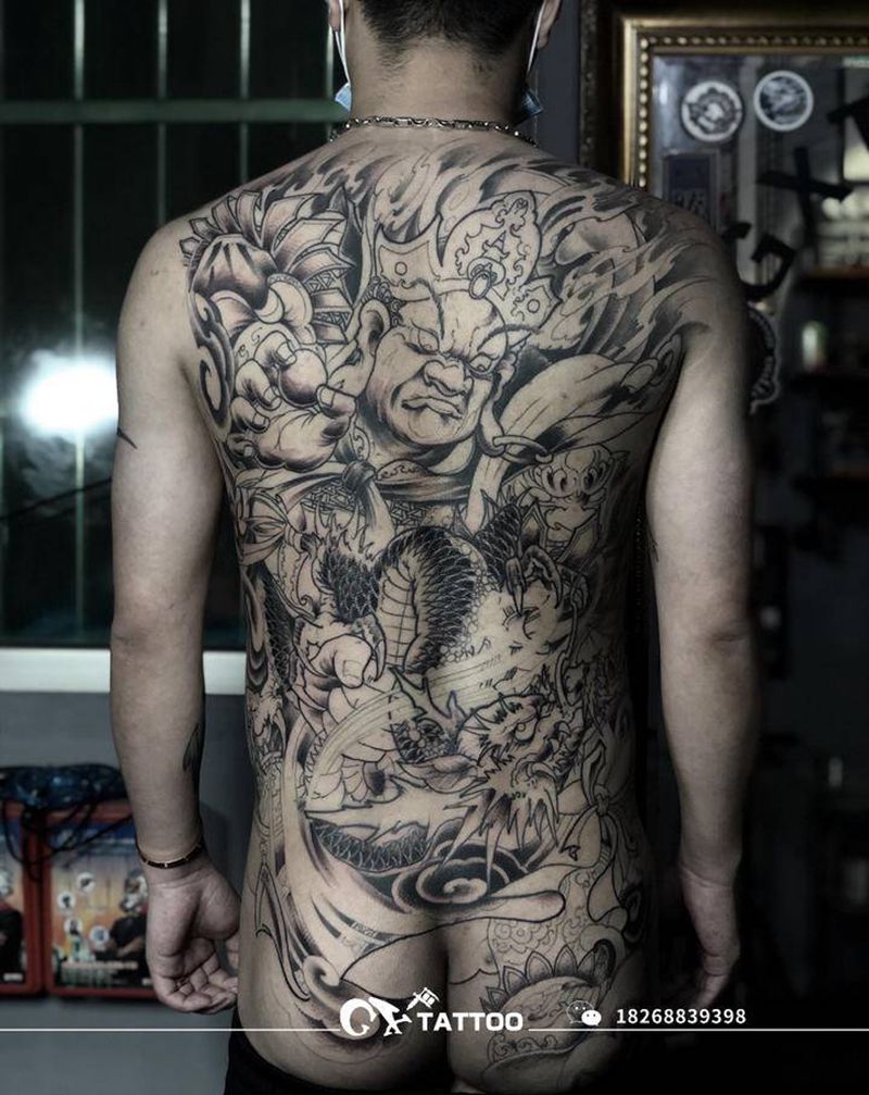 四大天王纹身图片_背部新传统四大天王鬼绣文化纹身图案