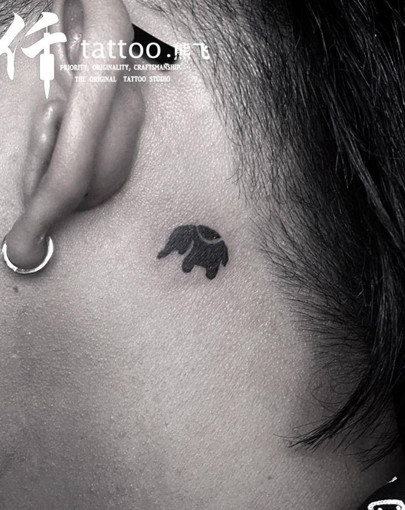 小象纹身图片_手臂卡通纹身图案