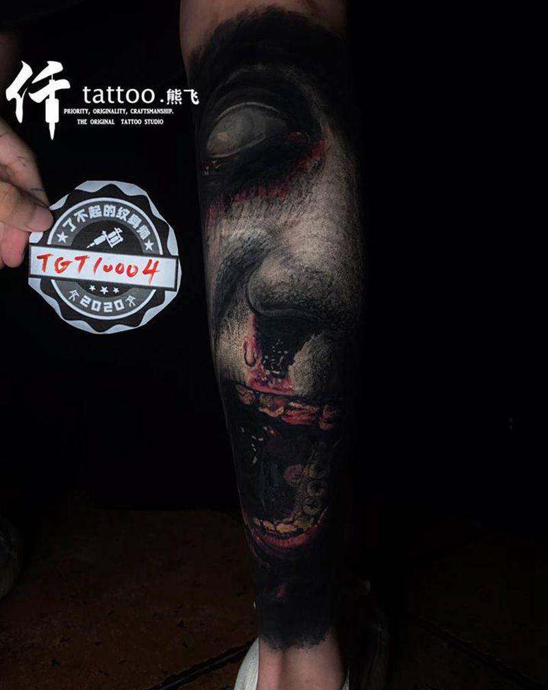 暗黑写实纹身图片_腿部欧美写实重庆暗黑血腥纹身图案