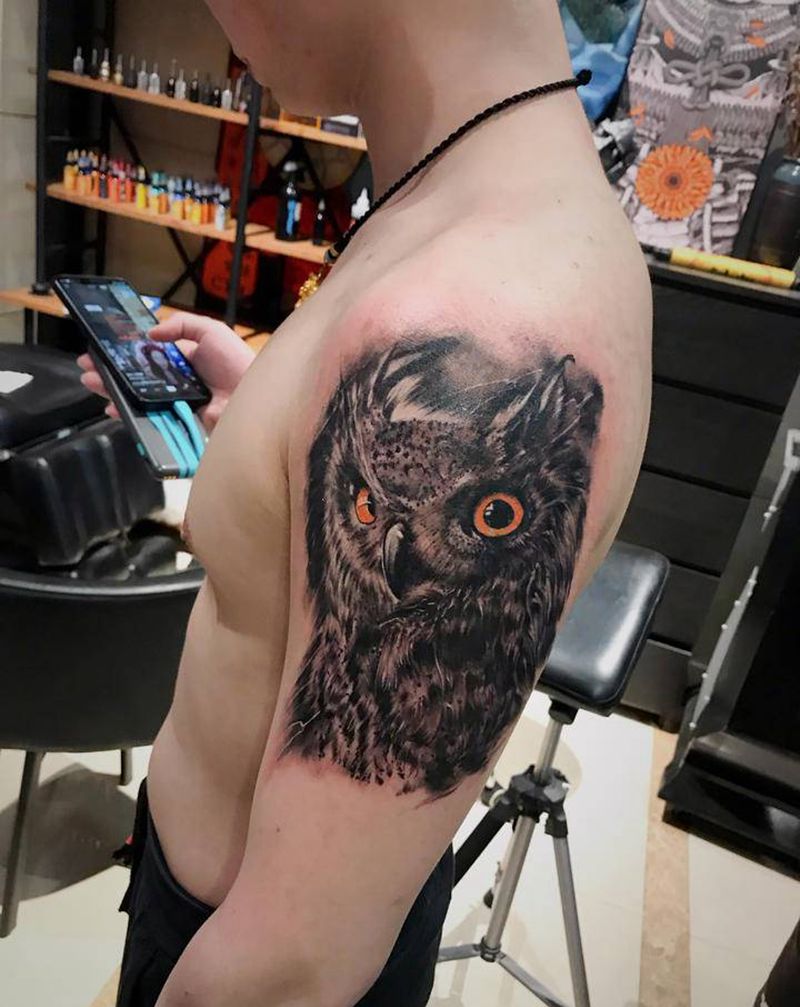 猫头鹰纹身图片_手臂手部欧美写实纹身图案