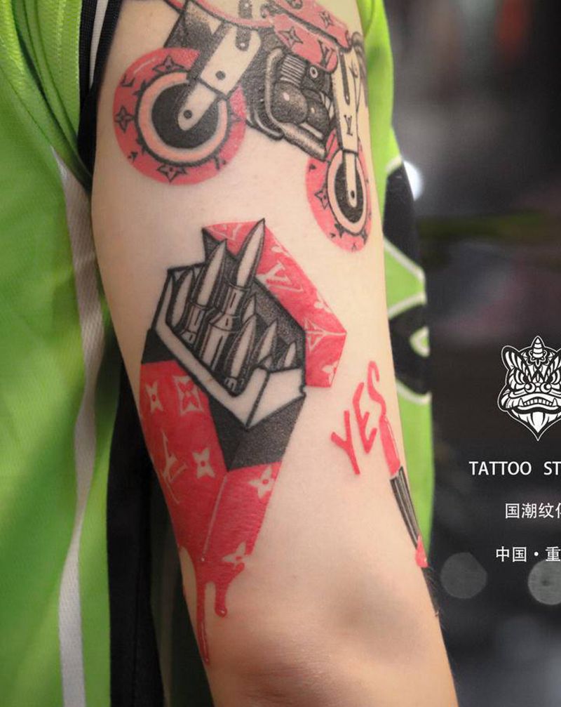 烟盒纹身图片_手臂New School纹身图案