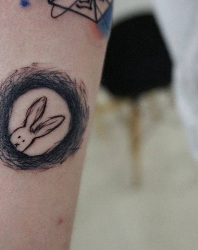 兔子纹身图片_手臂纹身图案