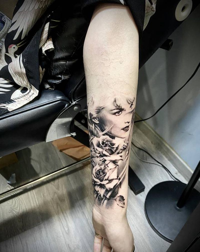 奥黛丽•赫本(未完成)纹身图片_手臂欧美写实赫本花纹身图案