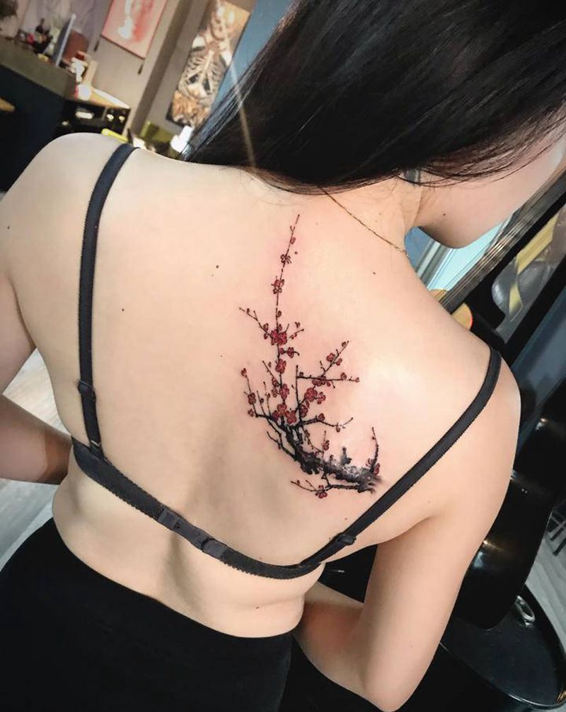 梅花，疤痕遮盖纹身图片_肩部新传统纹身图案