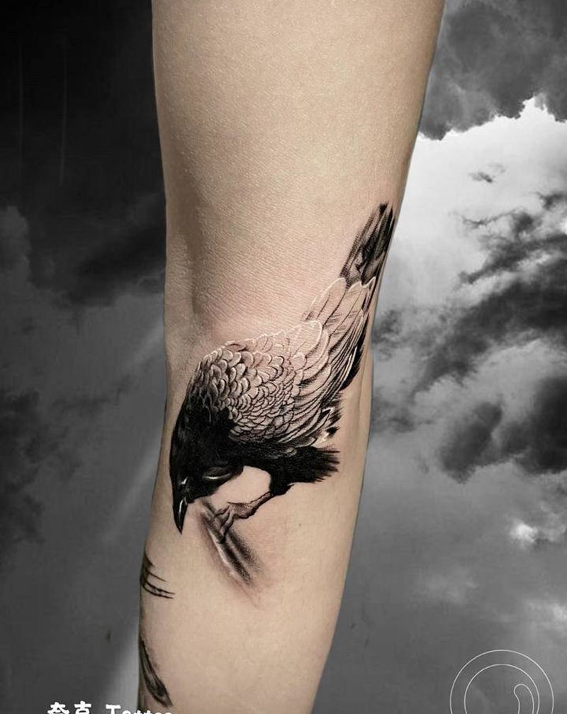 乌鸦(遮盖)纹身图片_手臂欧美写实图腾拼接乌鸦纹身图案