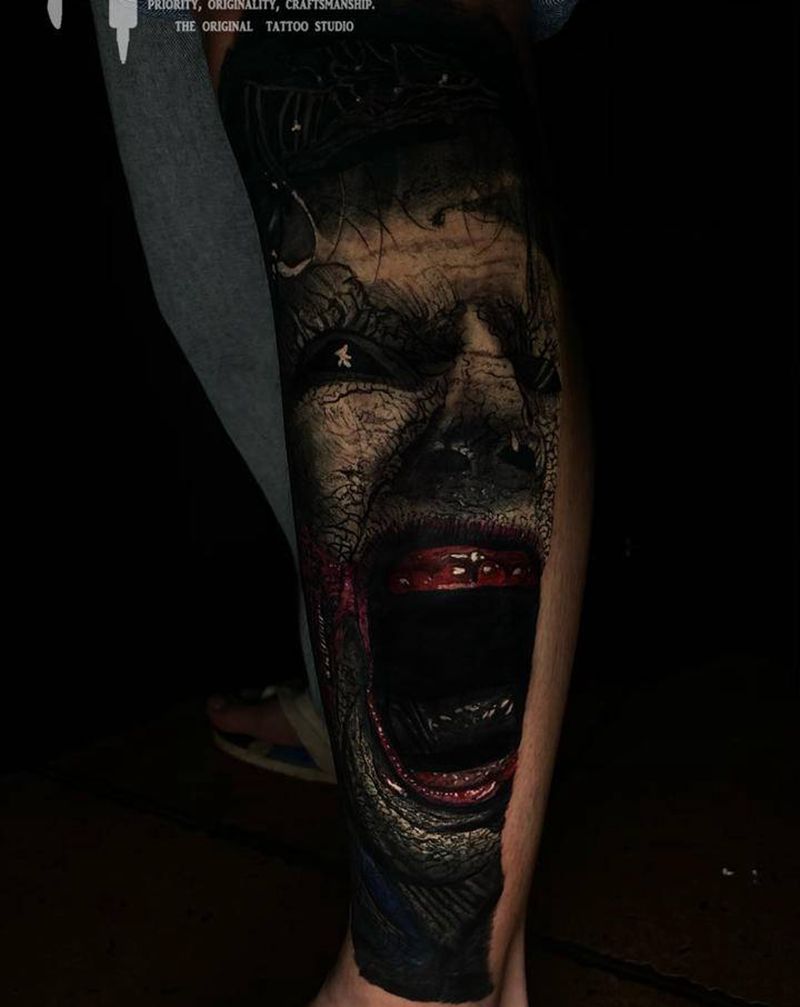暗黑写实纹身图片_腿部欧美写实暗黑，血腥纹身图案