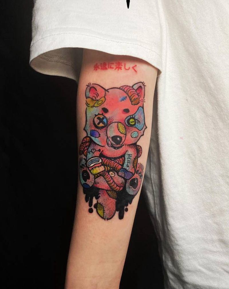 小熊纹身图片_手部手臂New School纹身图案