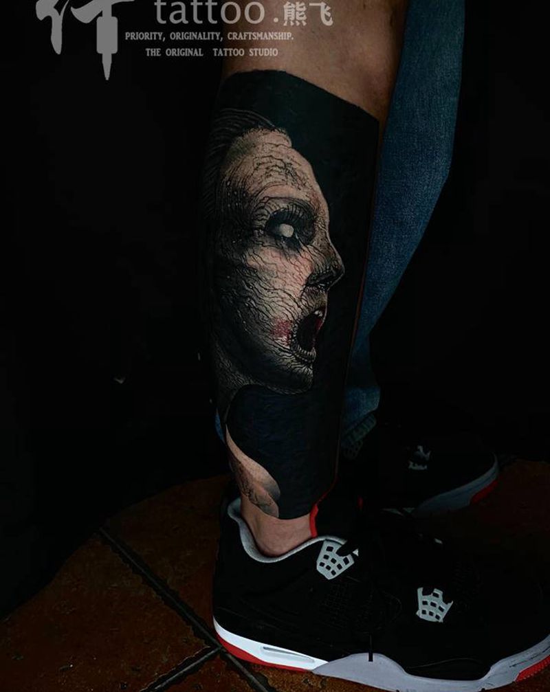 暗黑写实纹身图片_腿部欧美写实暗黑纹身图案