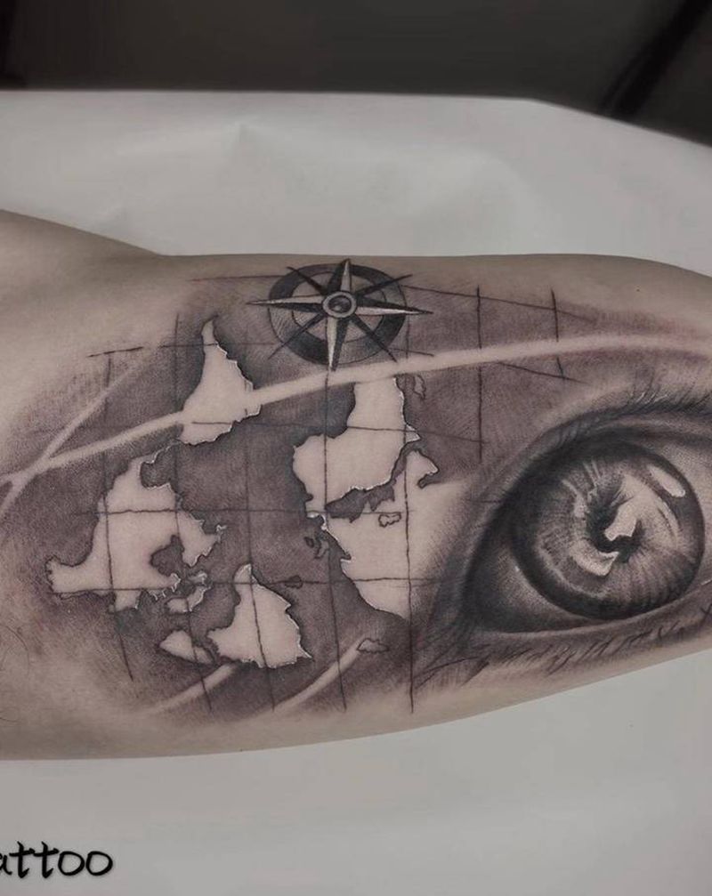 用眼看世界纹身图片_手部欧美写实眼睛地图纹身图案
