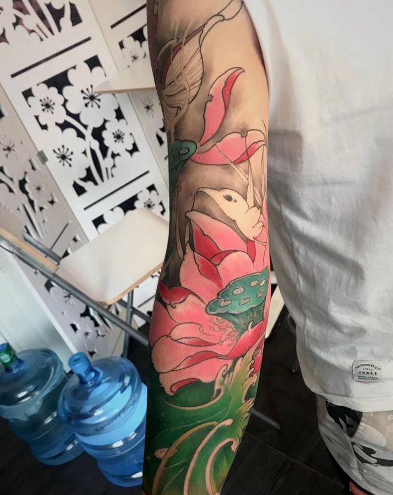 花臂纹身图片_手臂新传统纹身图案