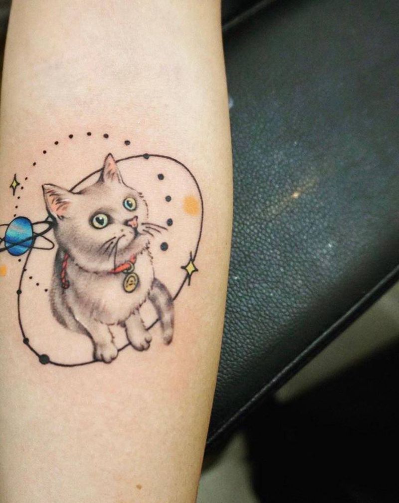 猫纹身图片_手臂猫纹身图案