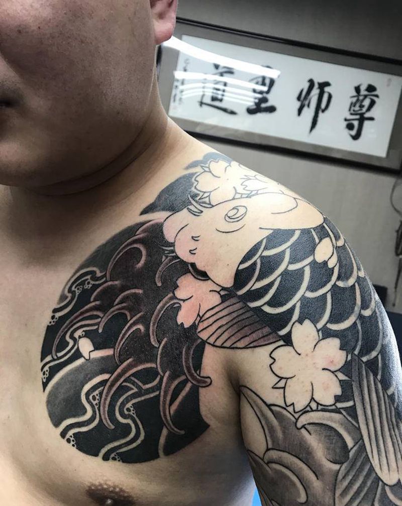 半甲遮盖待续纹身图片_老传统纹身图案