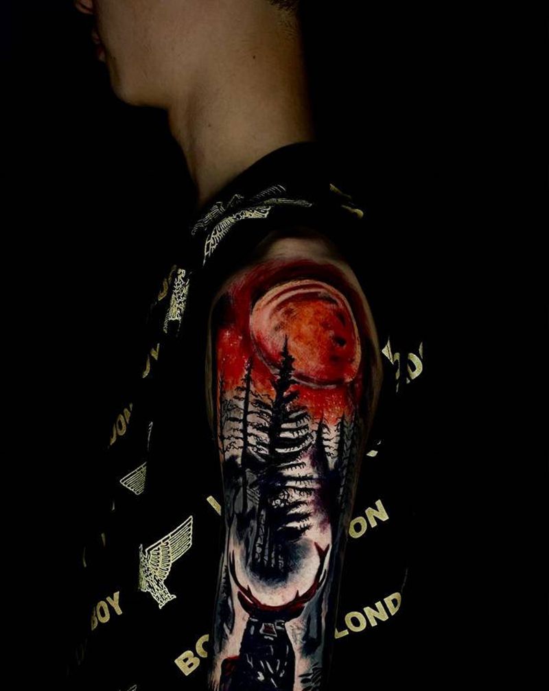 暗月丛林鹿纹身图片_手臂手部欧美写实暗黑写实暗黑重庆纹身图案