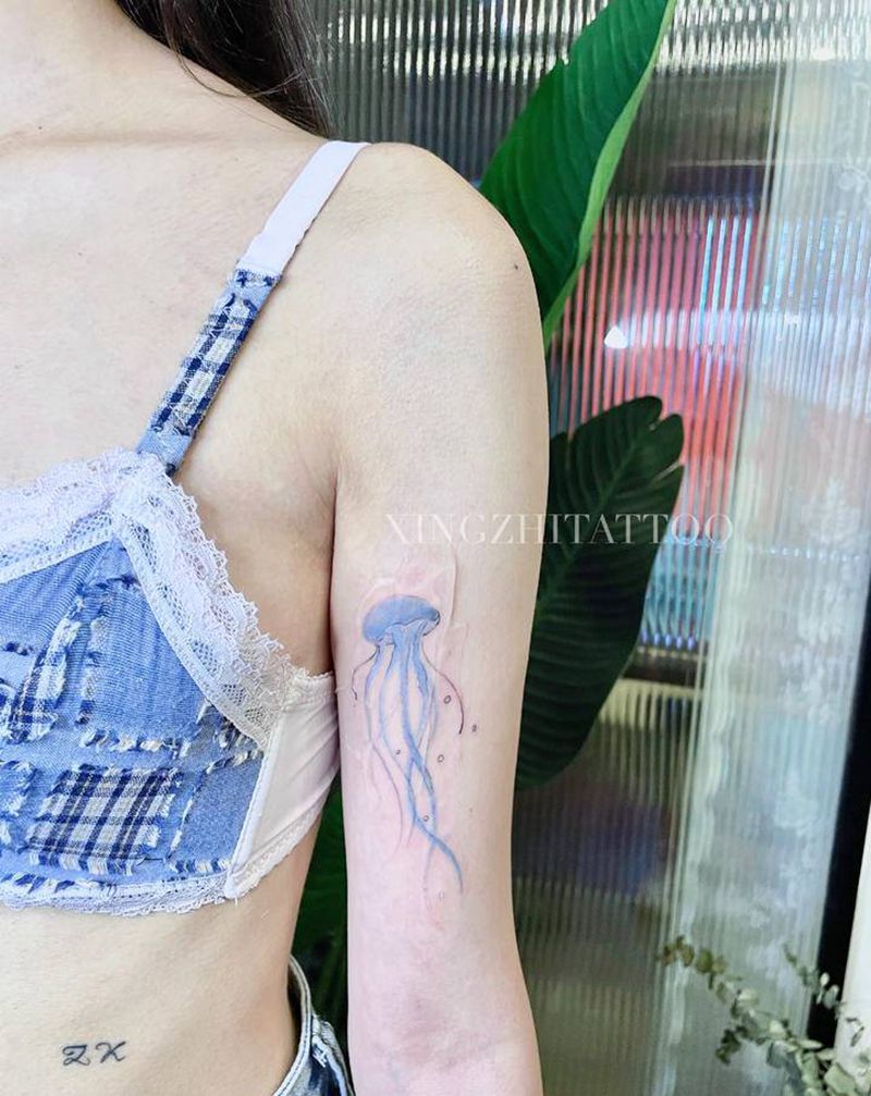 水母纹身图片_手臂腿部水墨水彩水母纹身图案