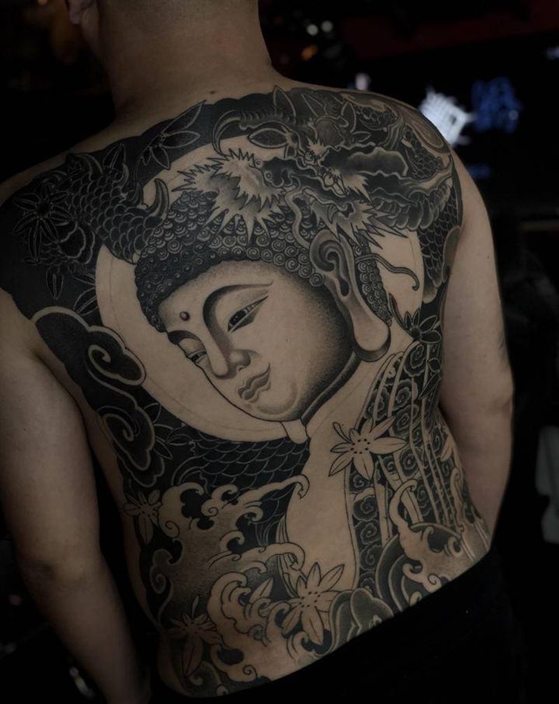 大日如来纹身图片_背部新传统老传统佛鬼绣文化纹身图案