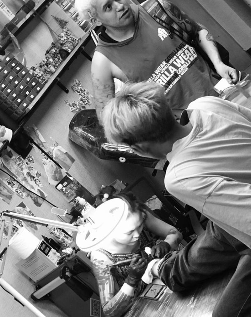 狙纹身图片_腿部纹身图案