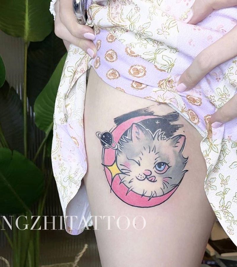 家有爱宠  纹身遮盖纹身图片_腿部臀部水彩水墨宠物猫遮盖纹身图案