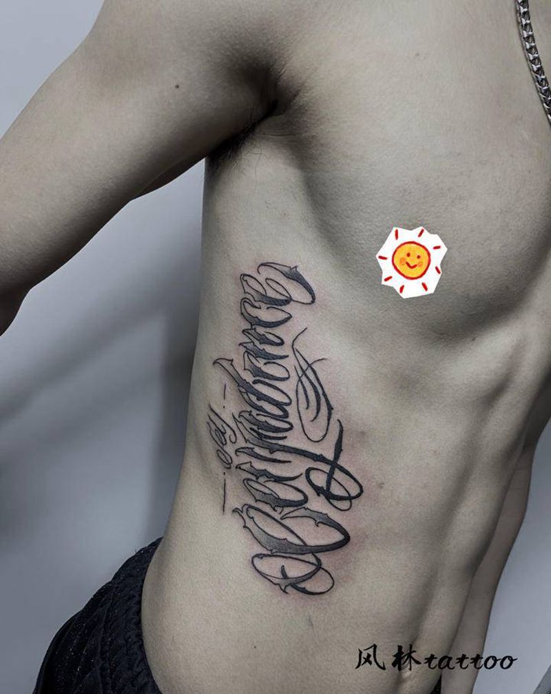 花体字纹身图片_腰部花体字纹身图案