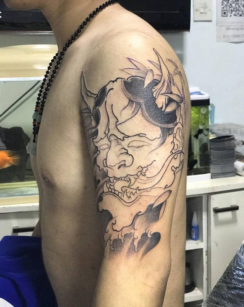 待续纹身图片_臀部纹身图案