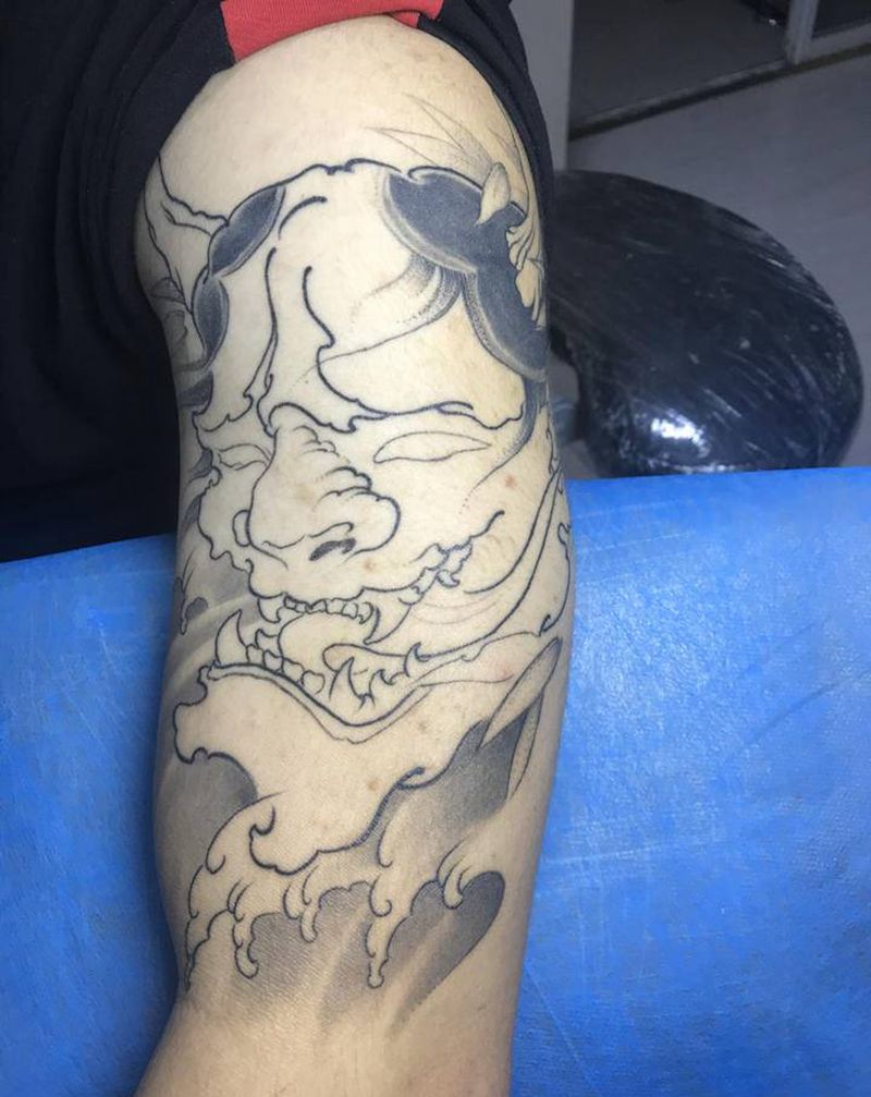 待续纹身图片_臀部纹身图案