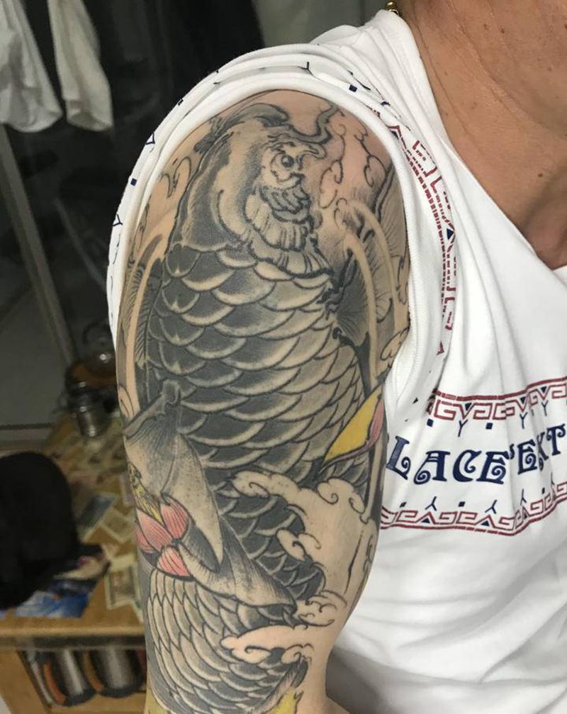 遮盖恢复一年后纹身图片_臀部纹身图案