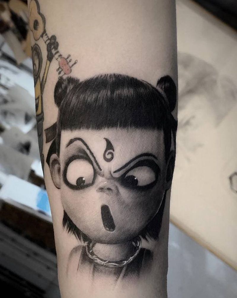 娜扎纹身图片_手臂欧美写实肖像纹身图案