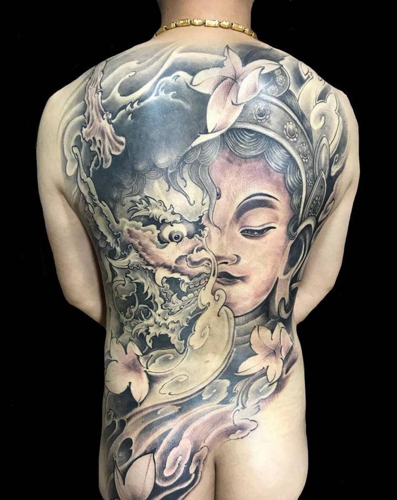 善恶一念纹身图片_背部新传统纹身图案