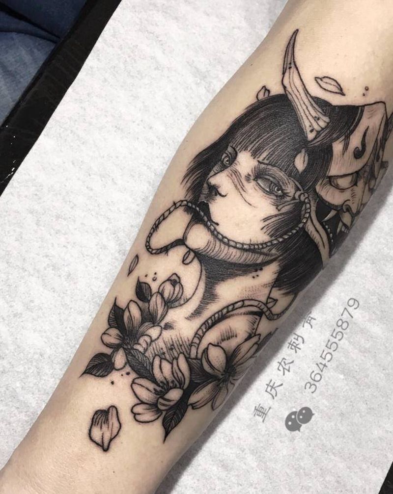 人物纹身图片_手臂手部几何点刺纹身图案