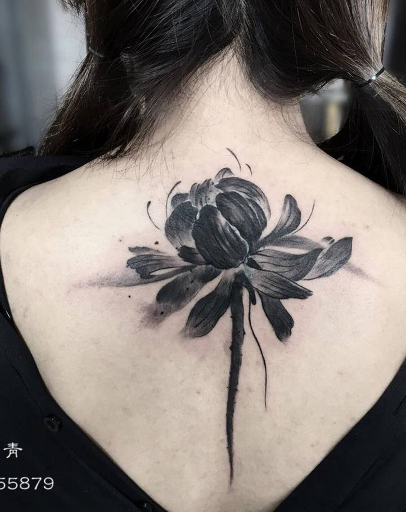 水墨花遮盖麋鹿纹身图片_背部颈部水墨水墨花纹身图案