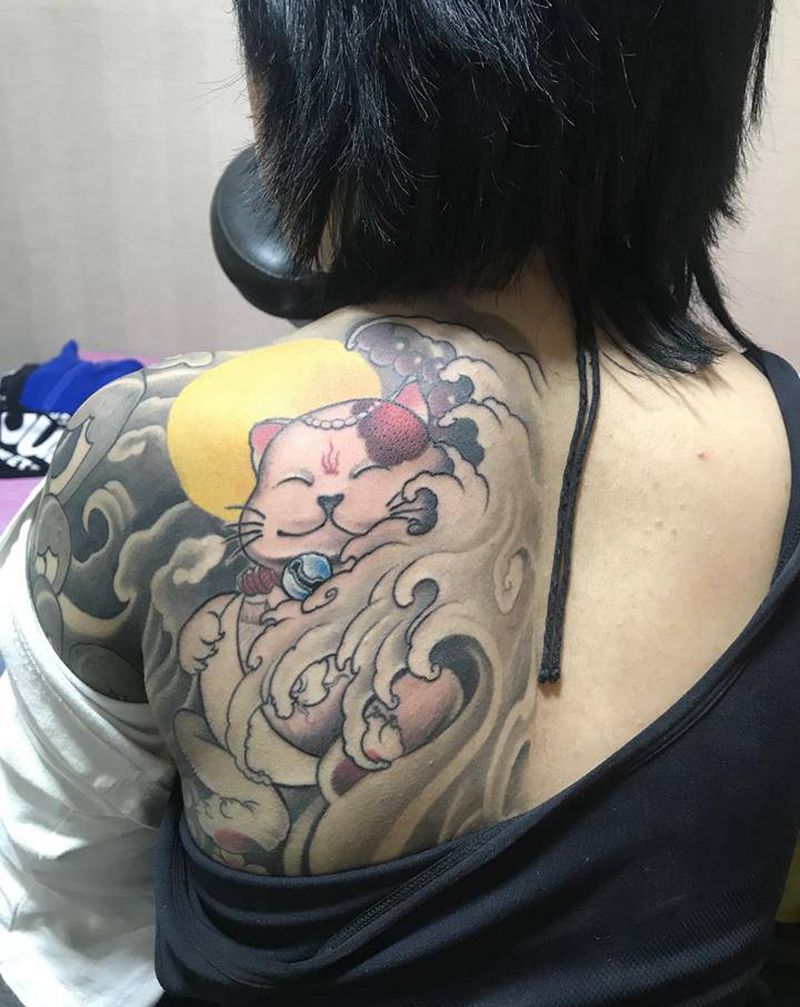 待续纹身图片_背部新传统纹身图案