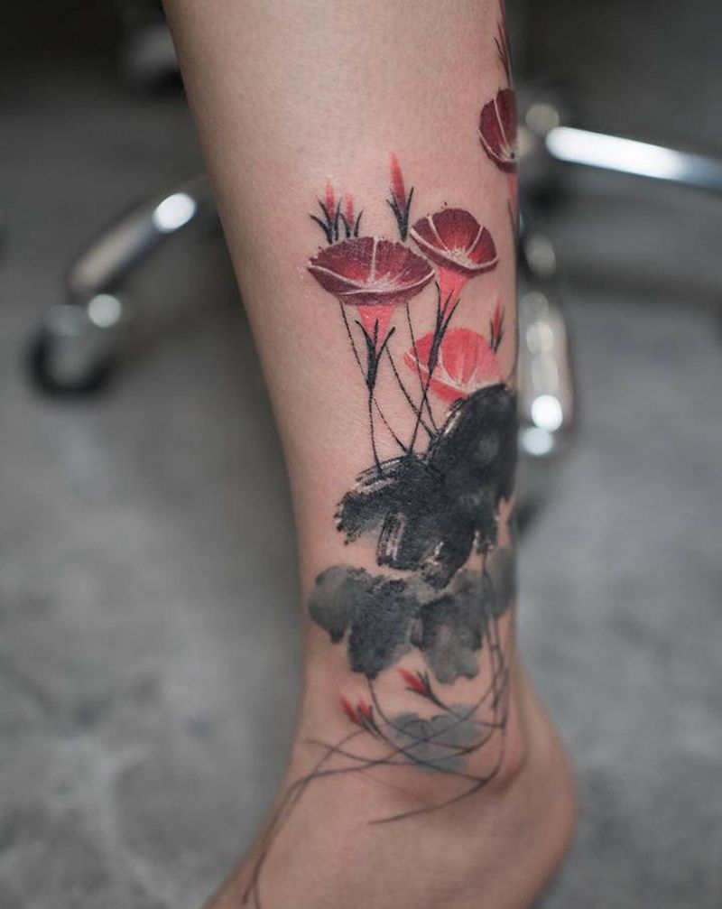 花蔓相连延.遮盖去不见.纹身图片_腿部脚部水墨水彩ru纹身图案