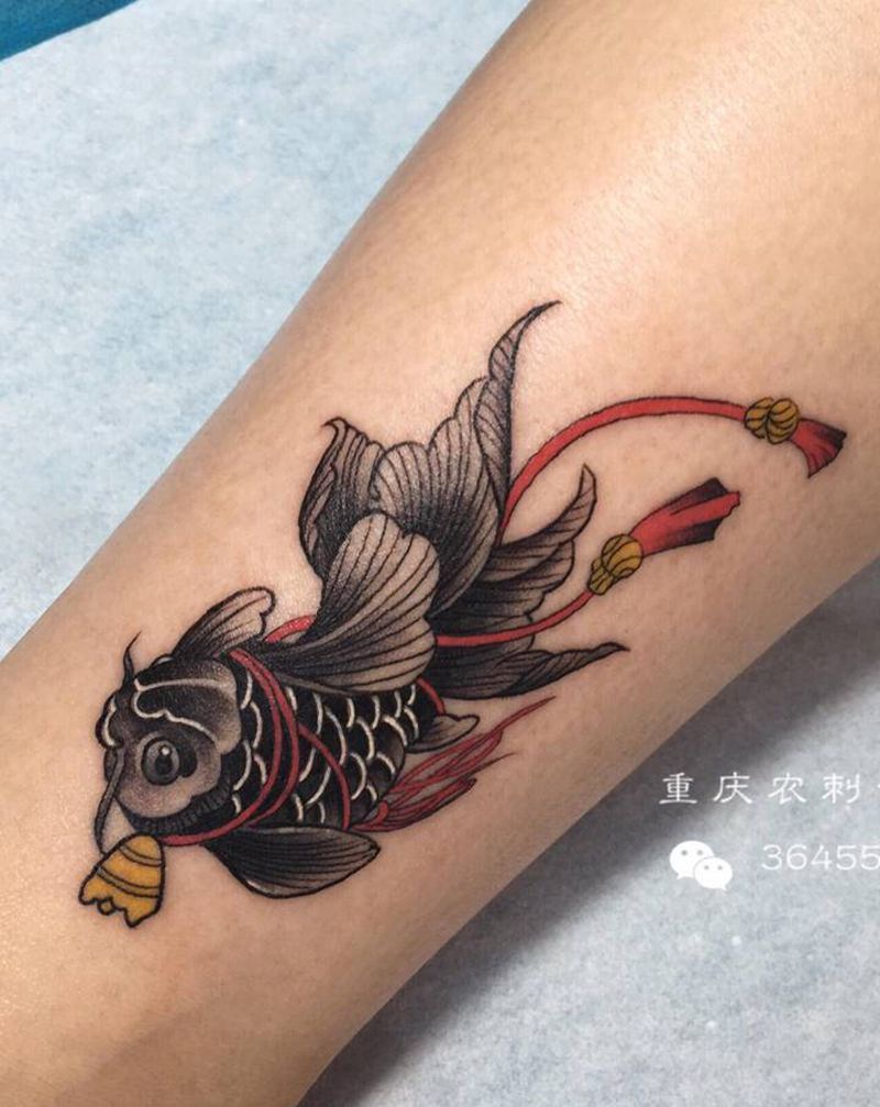 小鱼儿纹身图片_脚部腿部老传统水彩金鱼鱼小清新纹身图案