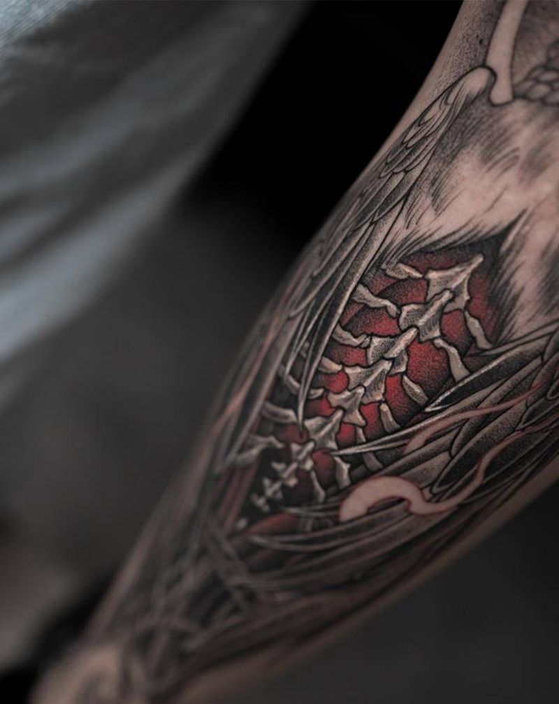 悲鸣纹身图片_脚部腿部New School点刺纹身图案