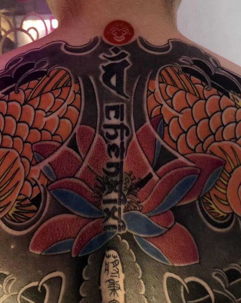 旧图遮盖纹身图片_肩部背部老传统新传统纹身图案