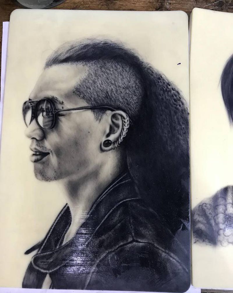 本店学员练习皮纹身图片_颈部纹身图案