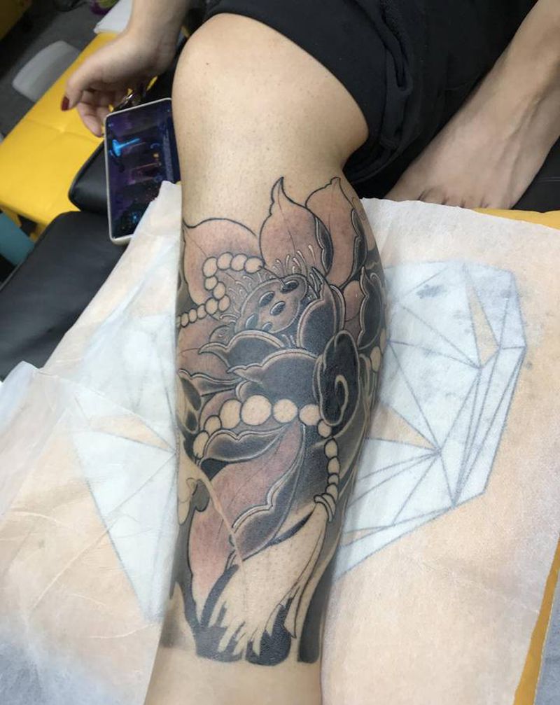 待续纹身图片_腿部新传统纹身图案