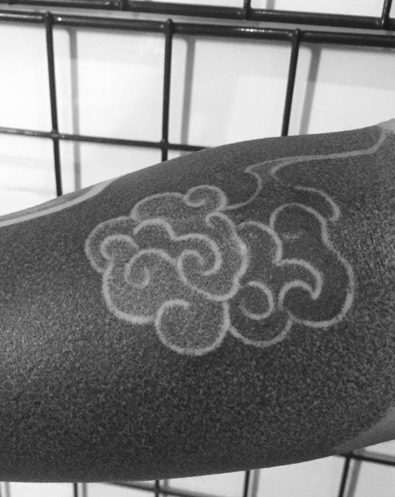 黑臂（遮盖）纹身图片_手部手臂老传统几何纹身图案