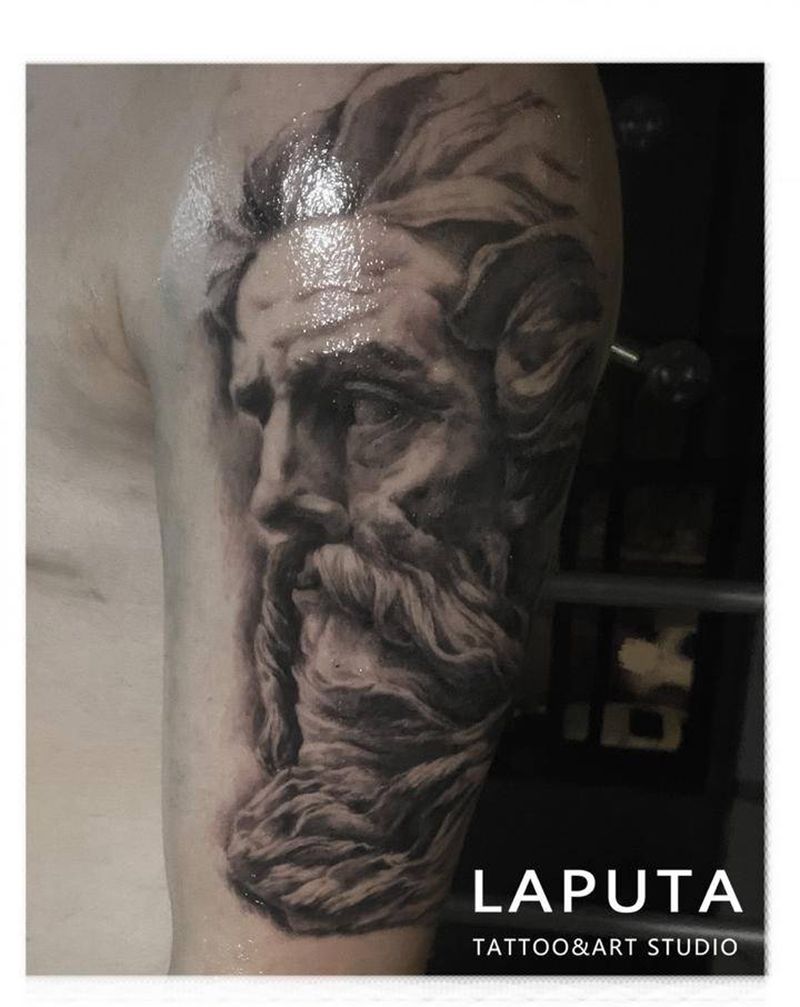 w纹身图片_手臂欧美写实纹身图案