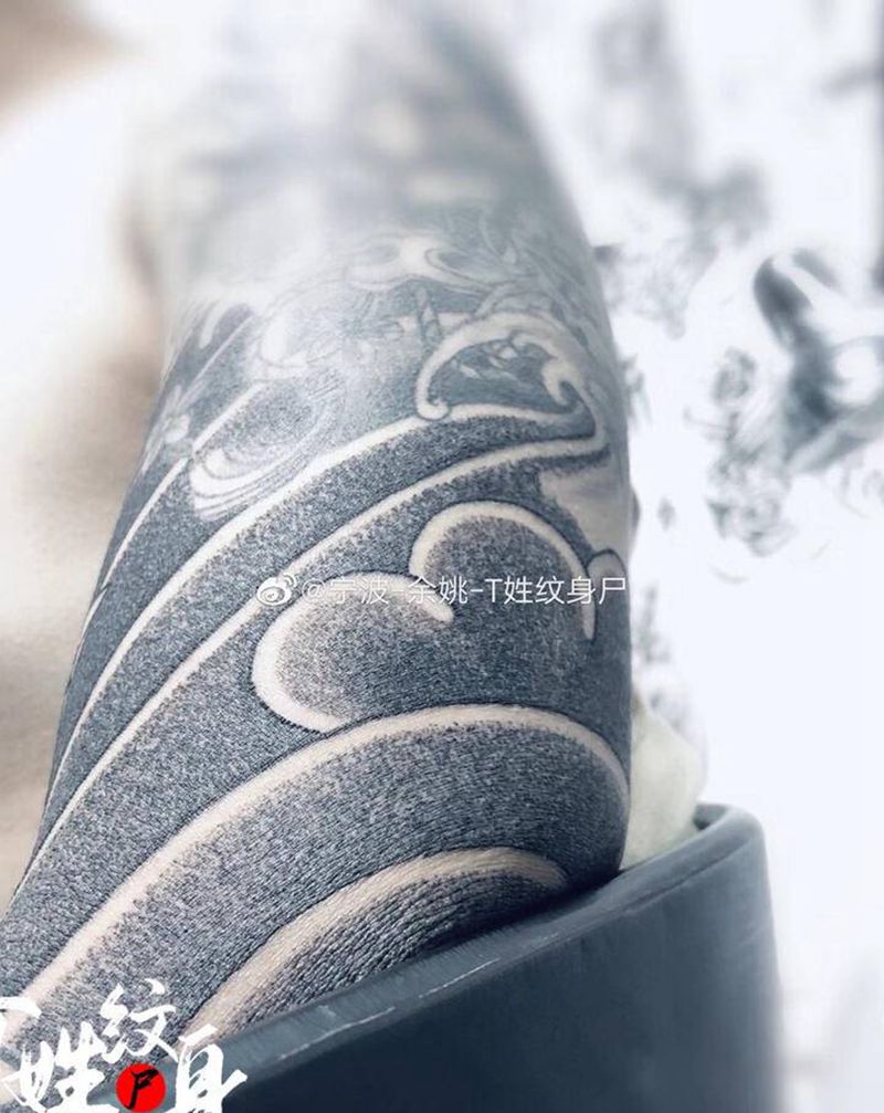 老传统圆5雾面/纹身图片_手臂老传统纹身图案