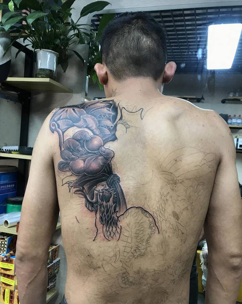 期待恢复后效果纹身图片_背部纹身图案