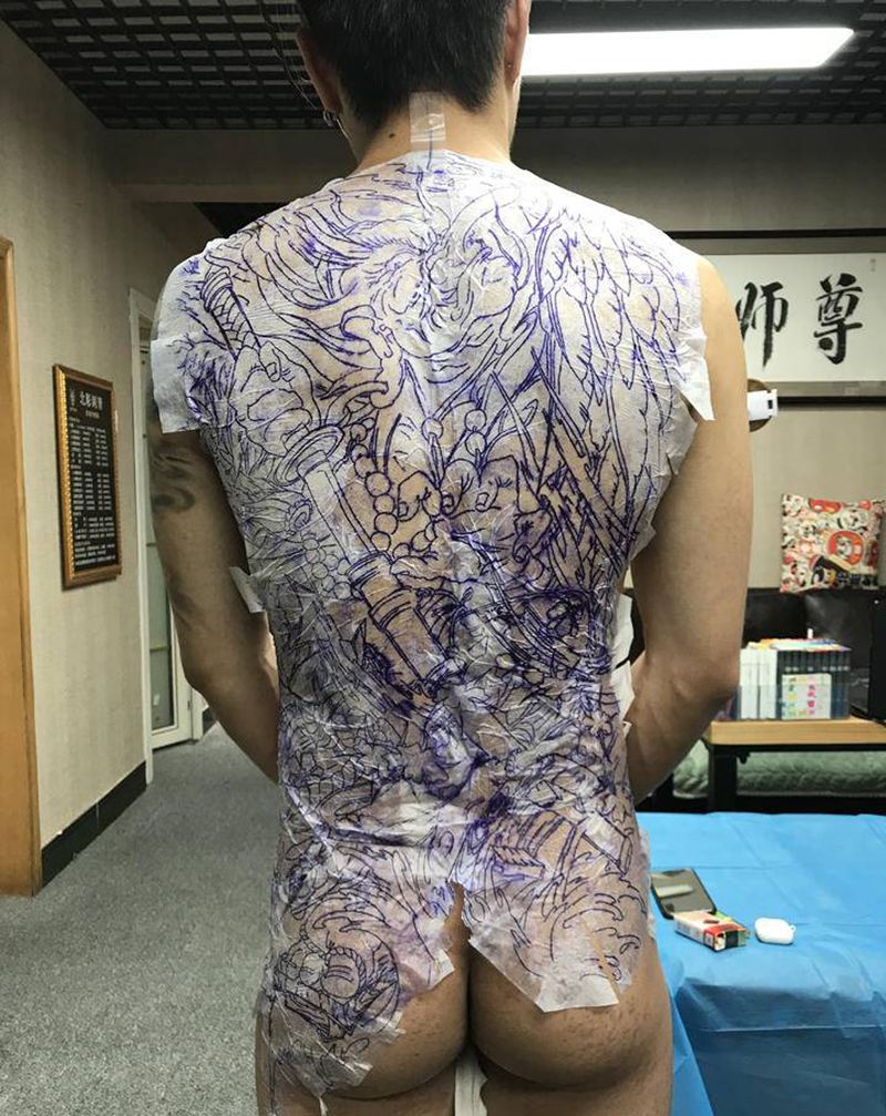 满背大天狗纹身图片_背部新传统纹身图案