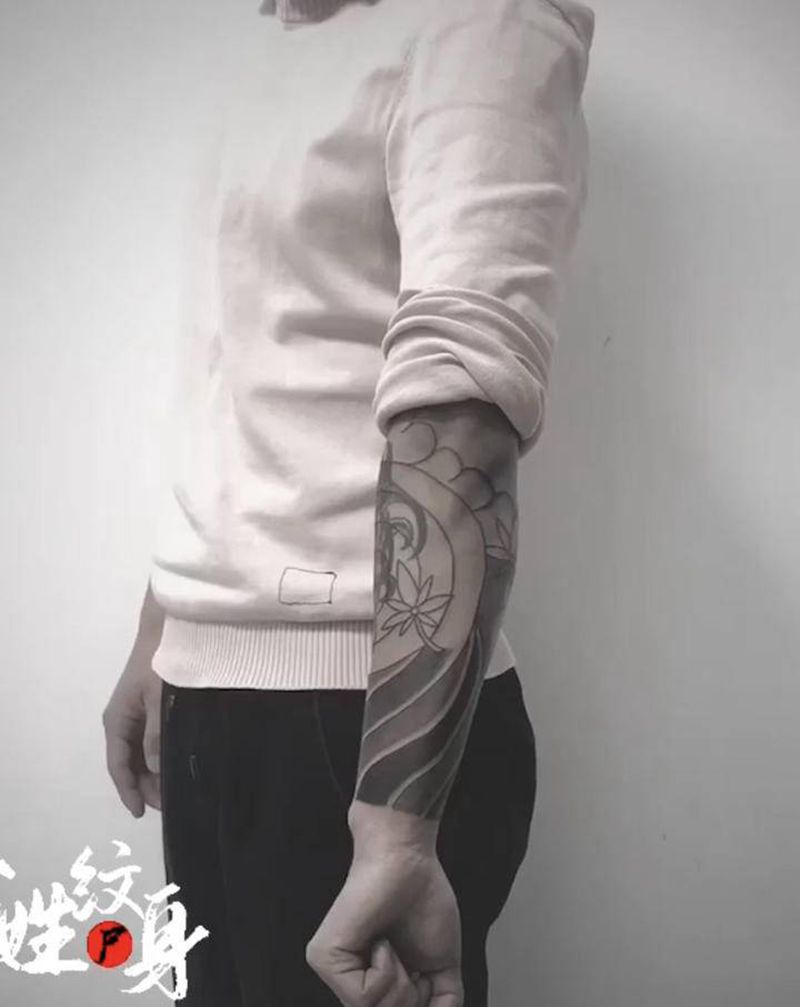 原创手绘设计/大漩涡/遮盖纹身图片_手臂老传统纹身图案