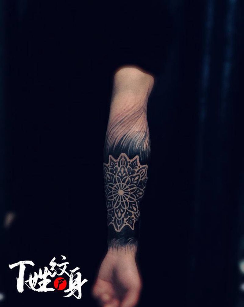 黑臂/暴力遮盖纹身图片_手臂纹身图案