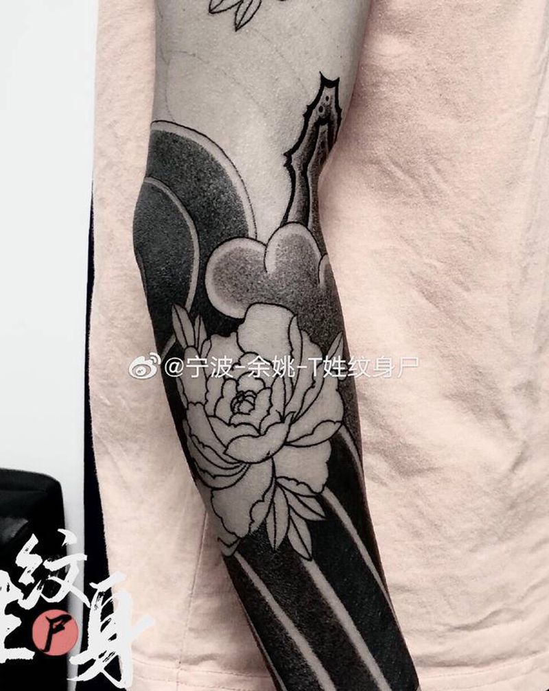 圆5老传统/未完成纹身图片_手臂纹身图案