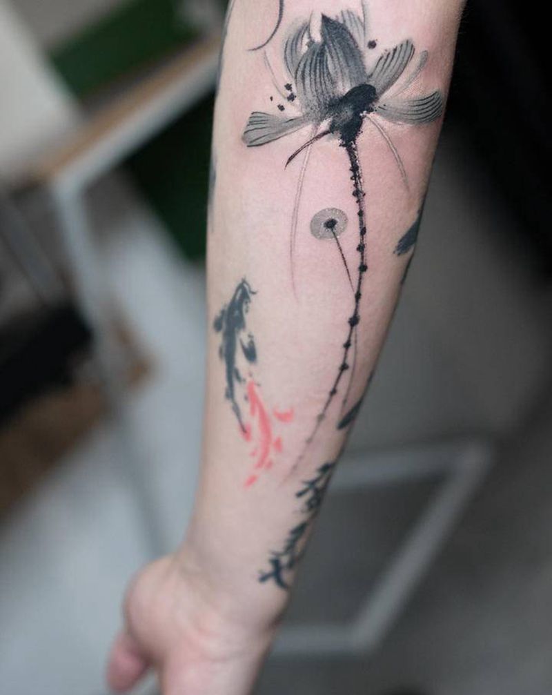 小荷纹身图片_手臂手部新传统水彩纹身图案