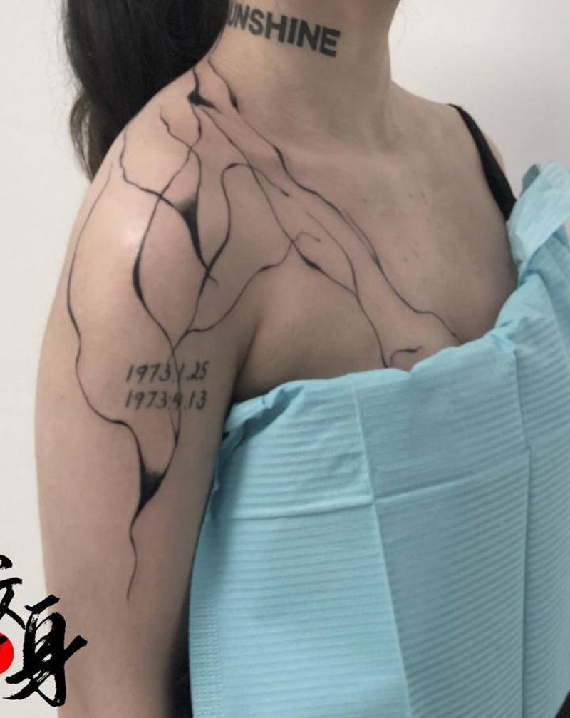 即兴手绘/纹身图片_肩部纹身图案