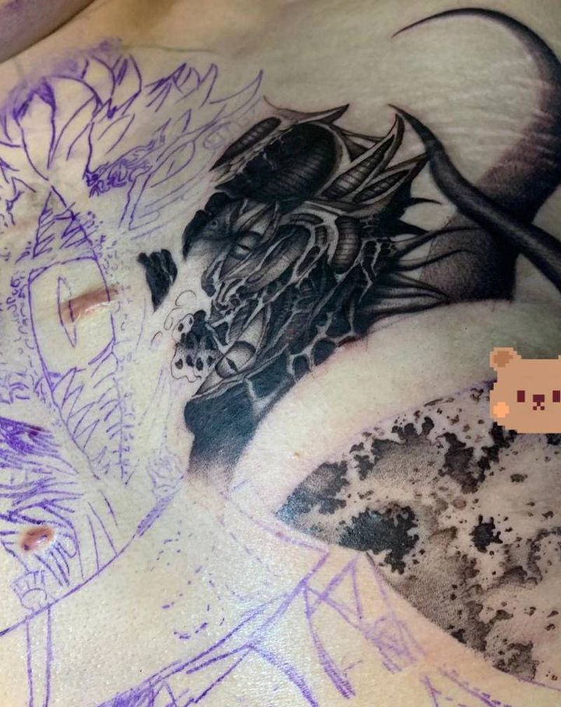 暗黑大章鱼纹身图片_腹部胸部纹身图案