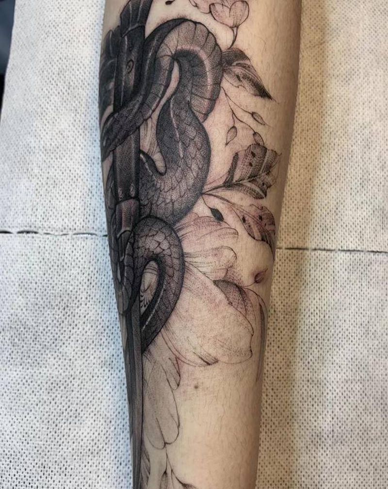 暗黑系 蛇 遮盖纹身图片_手臂点刺纹身图案