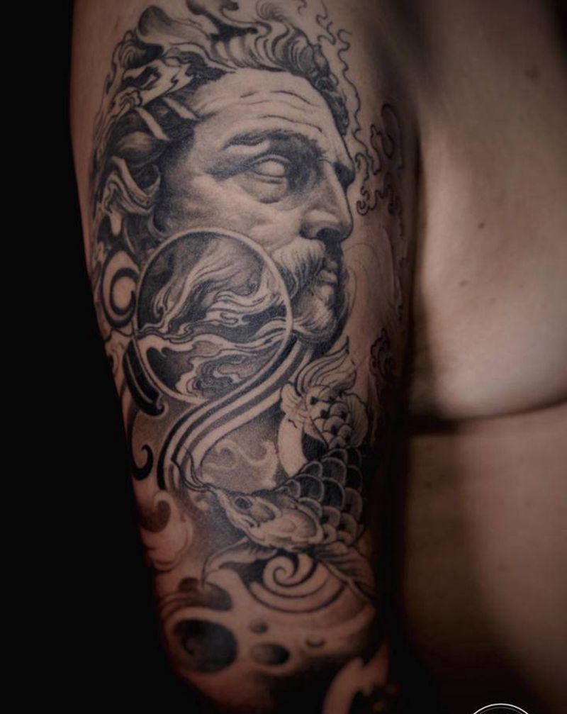 海神波塞冬纹身图片_手臂欧美写实纹身图案