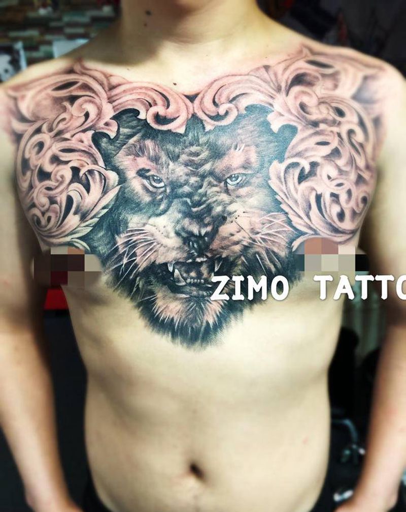 狮子纹身图片_胸部欧美写实狮子纹身图案